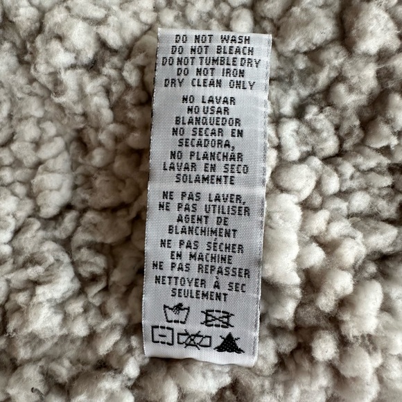 Alter’d State never worn plaid winter vest. Size Medium - Picture 7 of 12